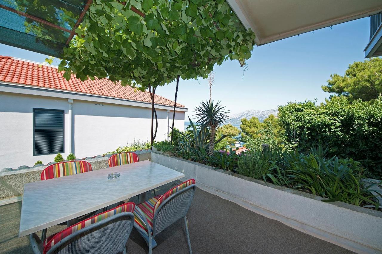 Apartments By The Sea Brela, Makarska - 20778 Εξωτερικό φωτογραφία